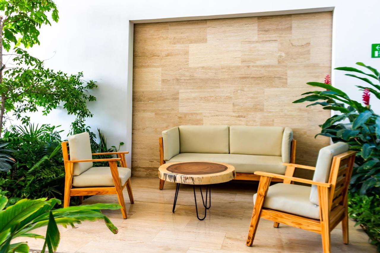 Big Studio At Kaab By The Beach With Roof Top Pool, Sauna And Jacuzzi Near Paseo Del Carmen Mall Playa del Carmen Exterior photo