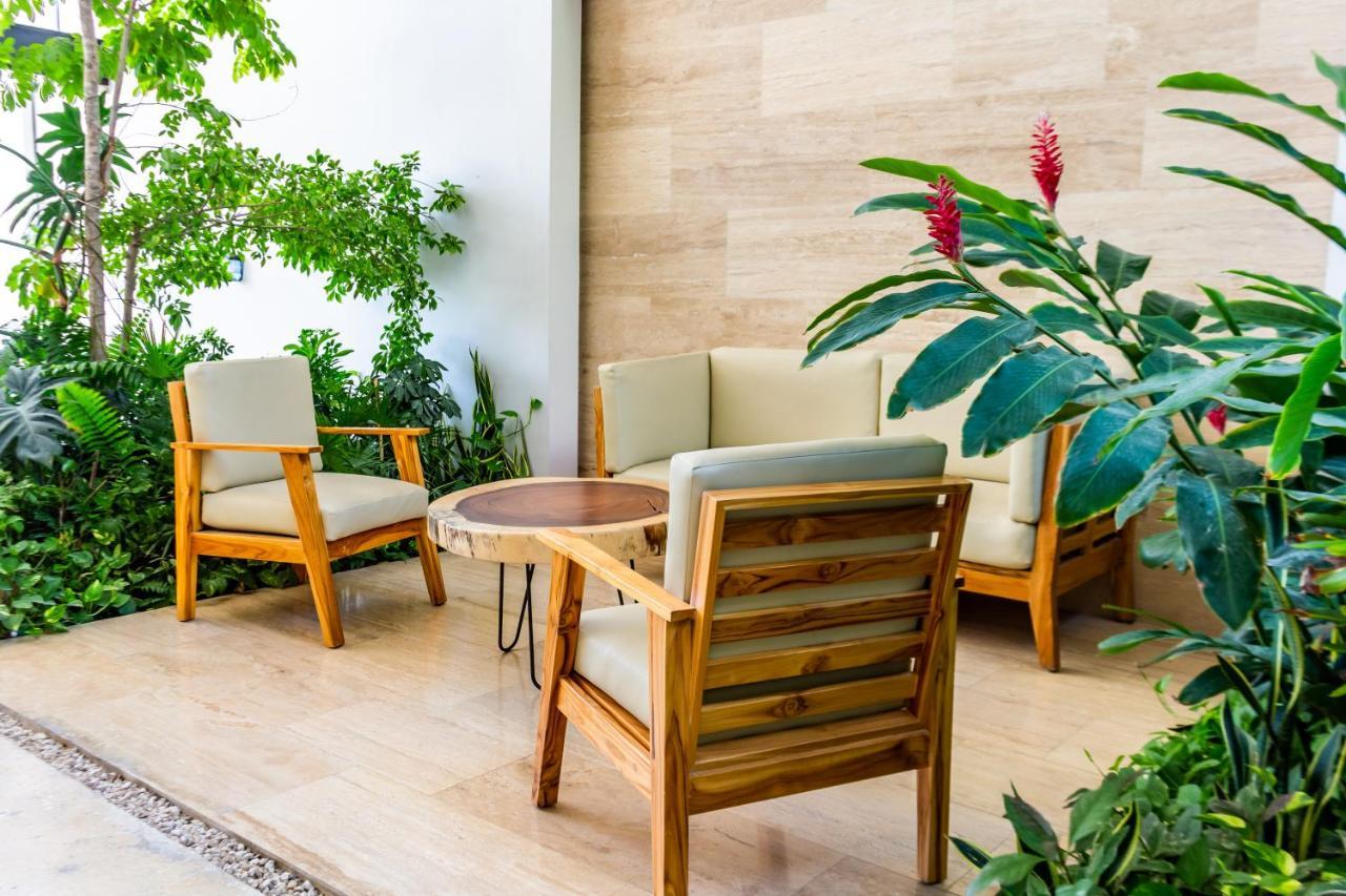 Big Studio At Kaab By The Beach With Roof Top Pool, Sauna And Jacuzzi Near Paseo Del Carmen Mall Playa del Carmen Exterior photo